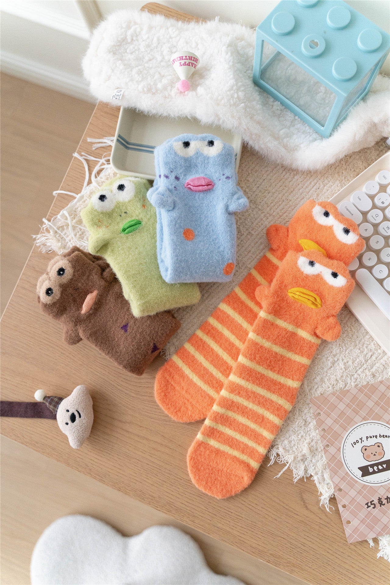 Cute Clownfish Pattern Fleece-Lined Slouch Socks