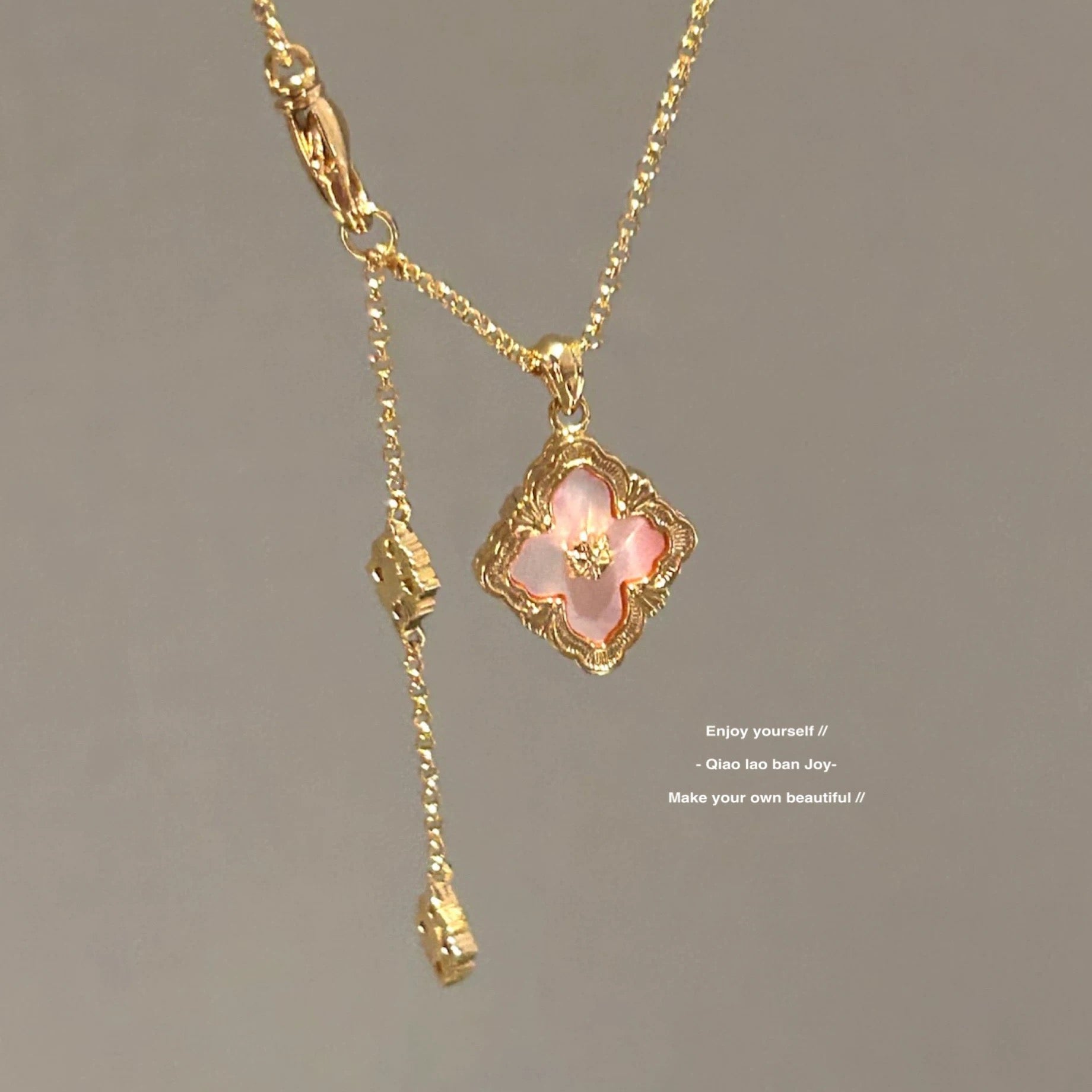 Brushed Clover Lucky Clover Pendant Necklace — 18K Gold-Tone